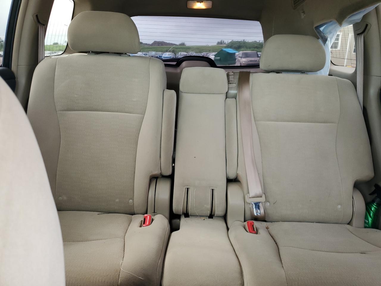 TOYOTA HIGHLANDER BASE