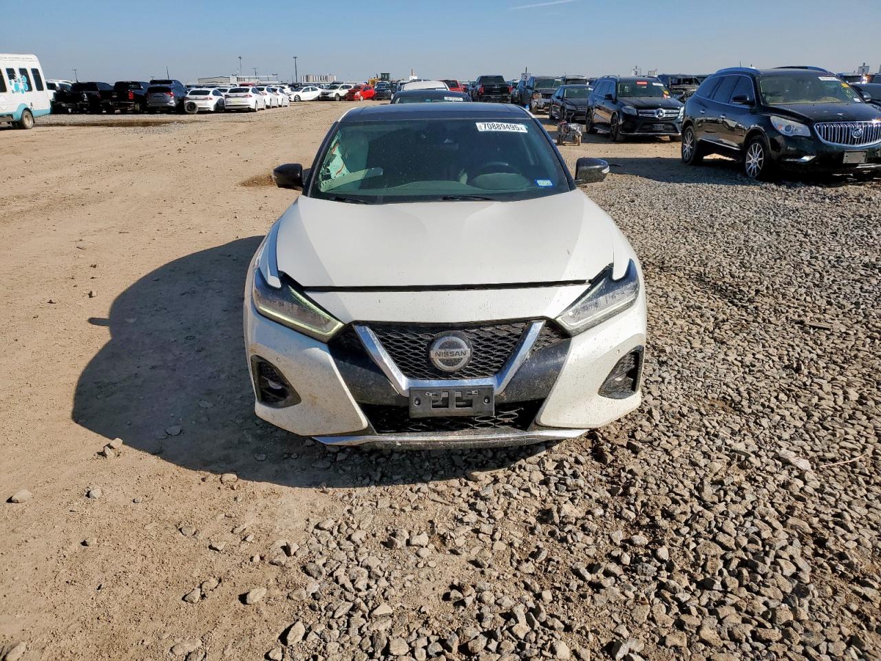 NISSAN MAXIMA PLATINUM