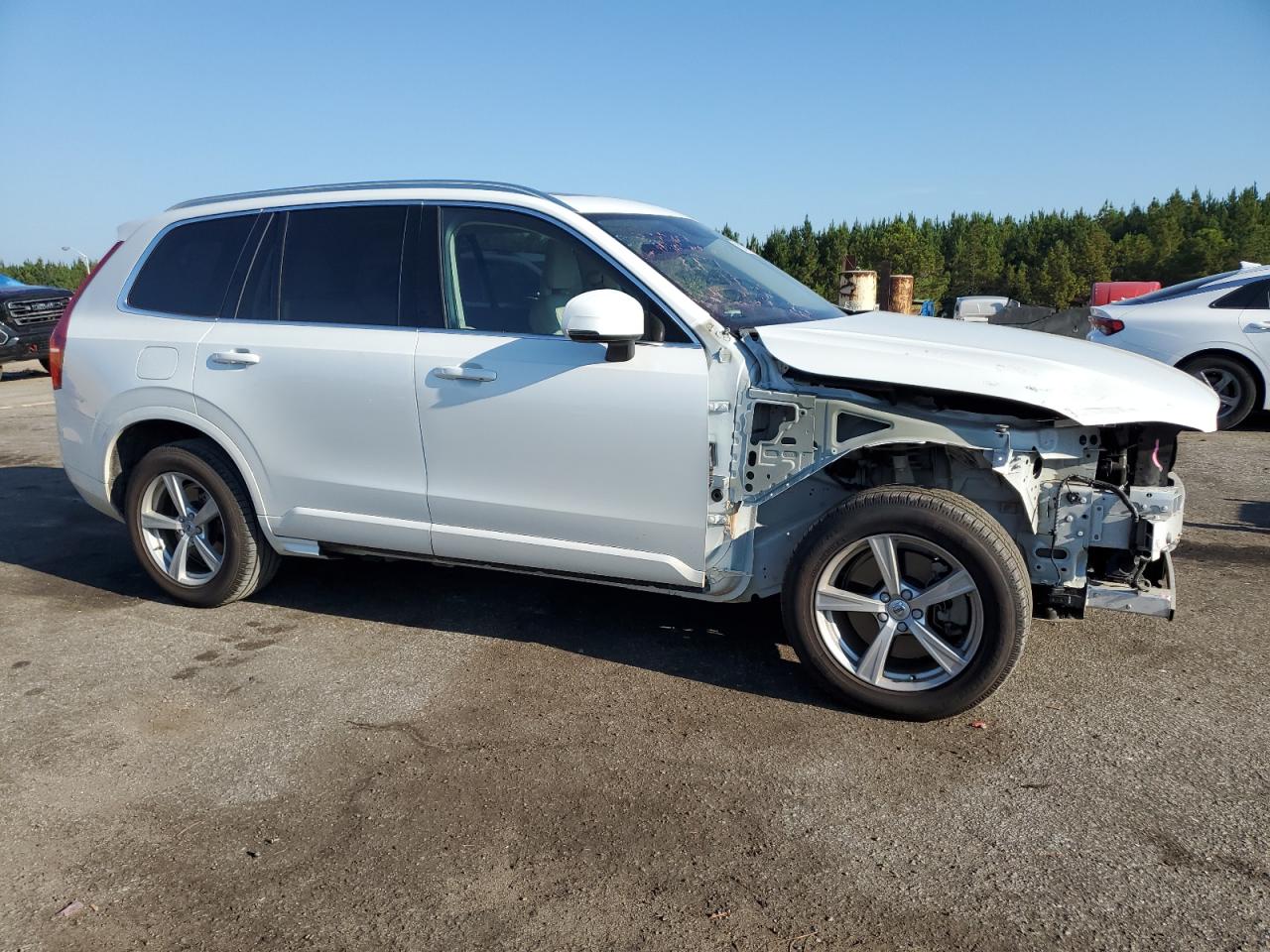 VOLVO XC90 T5 MOMENTUM