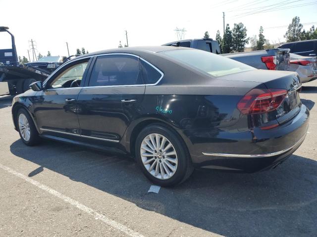 2017 VOLKSWAGEN PASSAT SE 1VWBT7A36HC080087