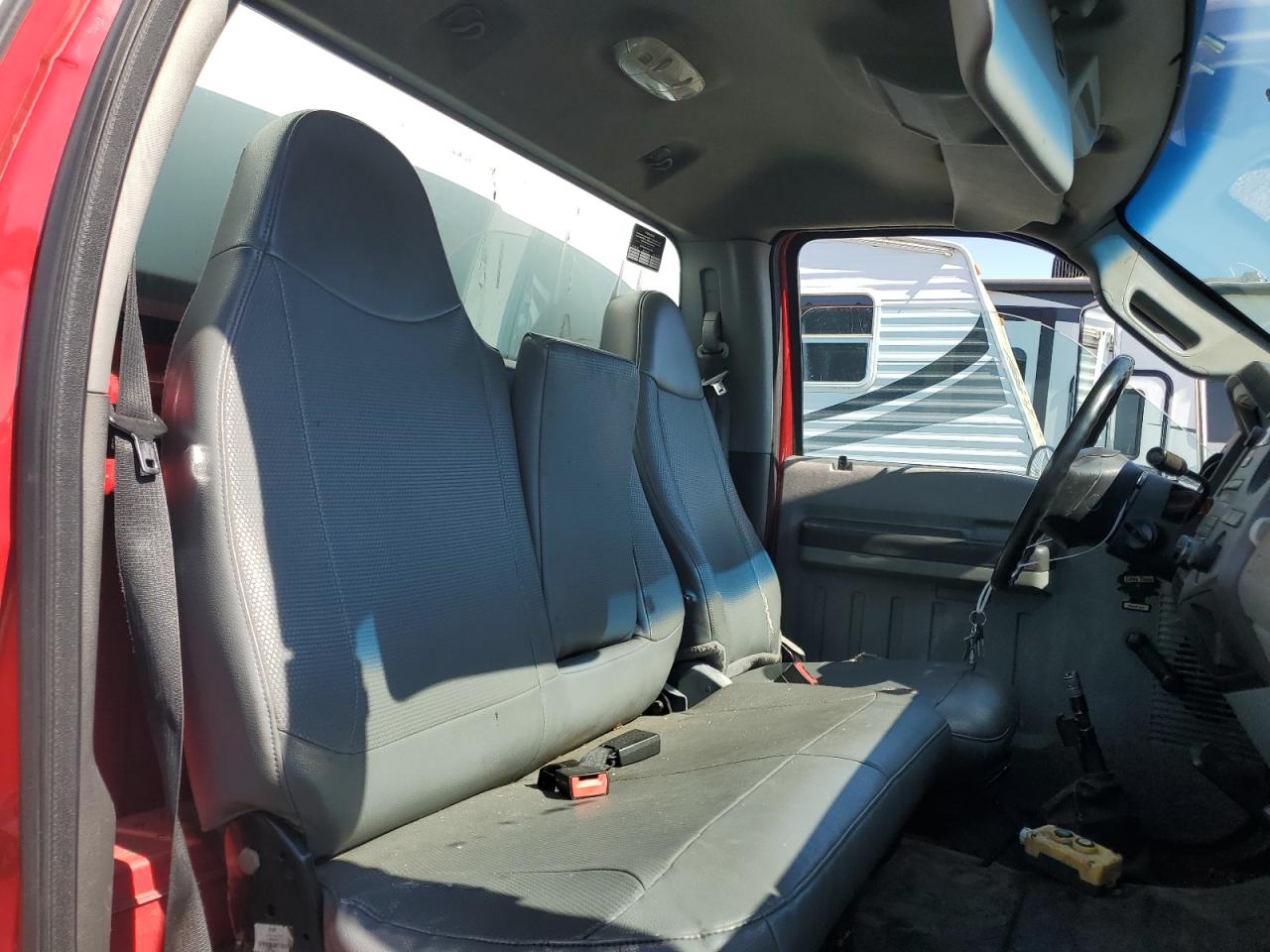 FORD F-750 SUPER DUTY