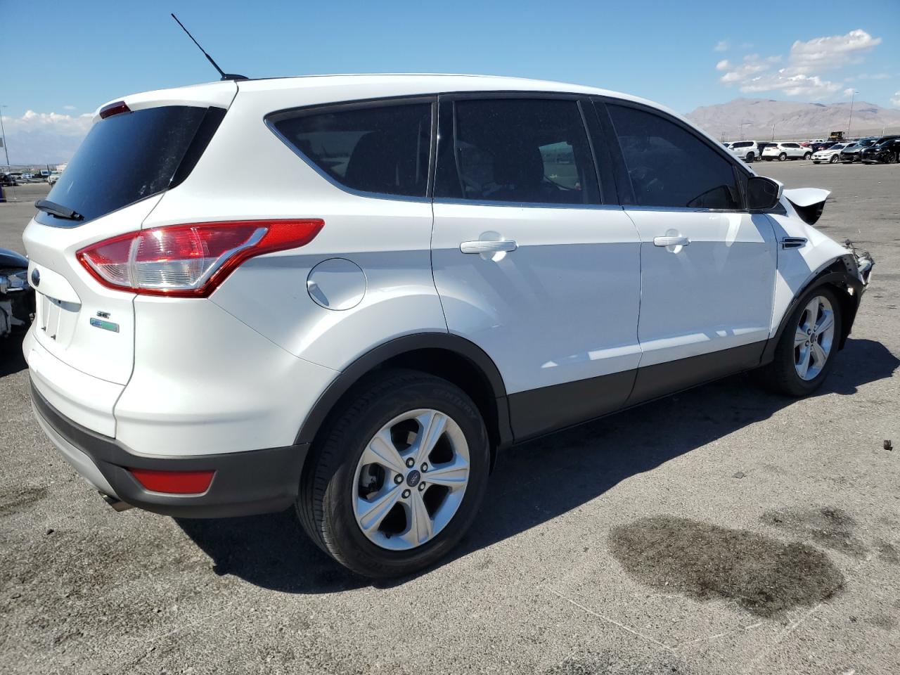 FORD ESCAPE SE