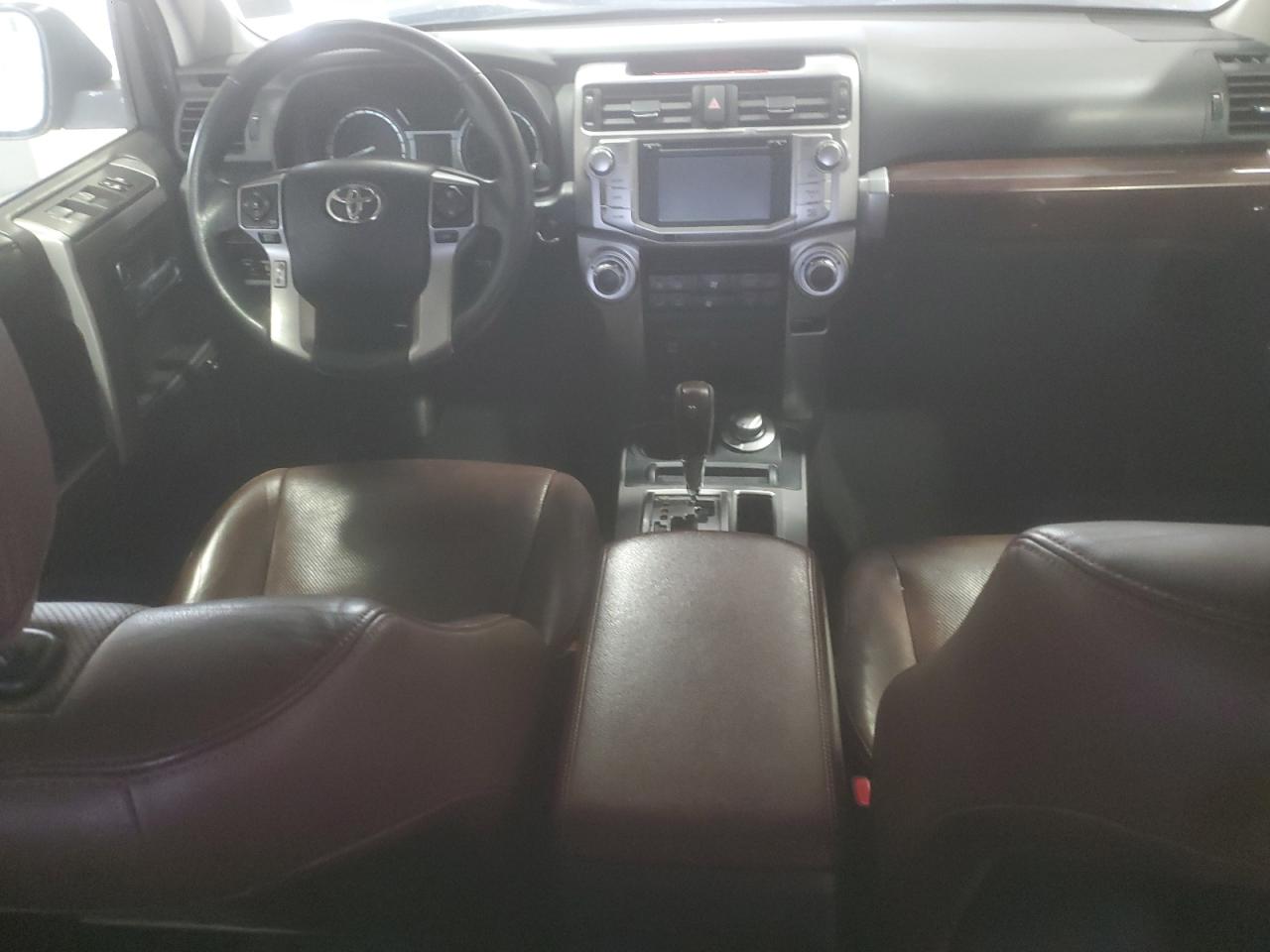 TOYOTA 4RUNNER SR5/SR5 PREMIUM