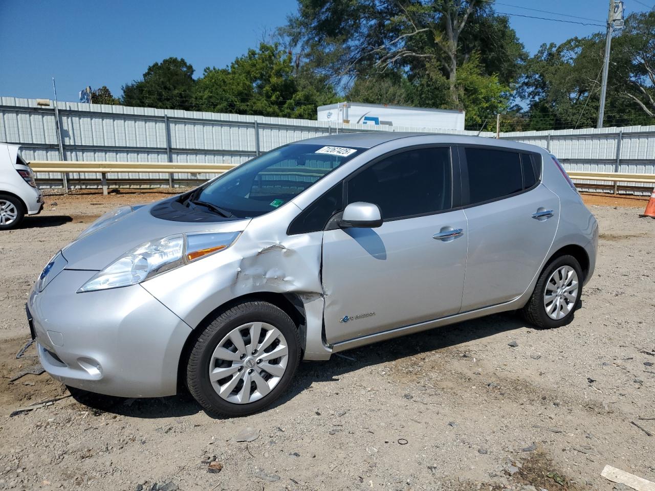 NISSAN LEAF S