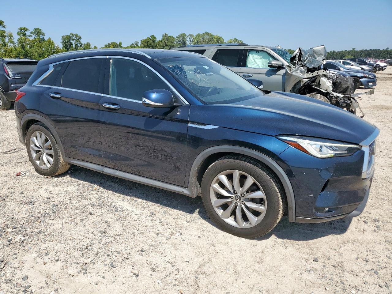 INFINITI QX50 ESSENTIAL