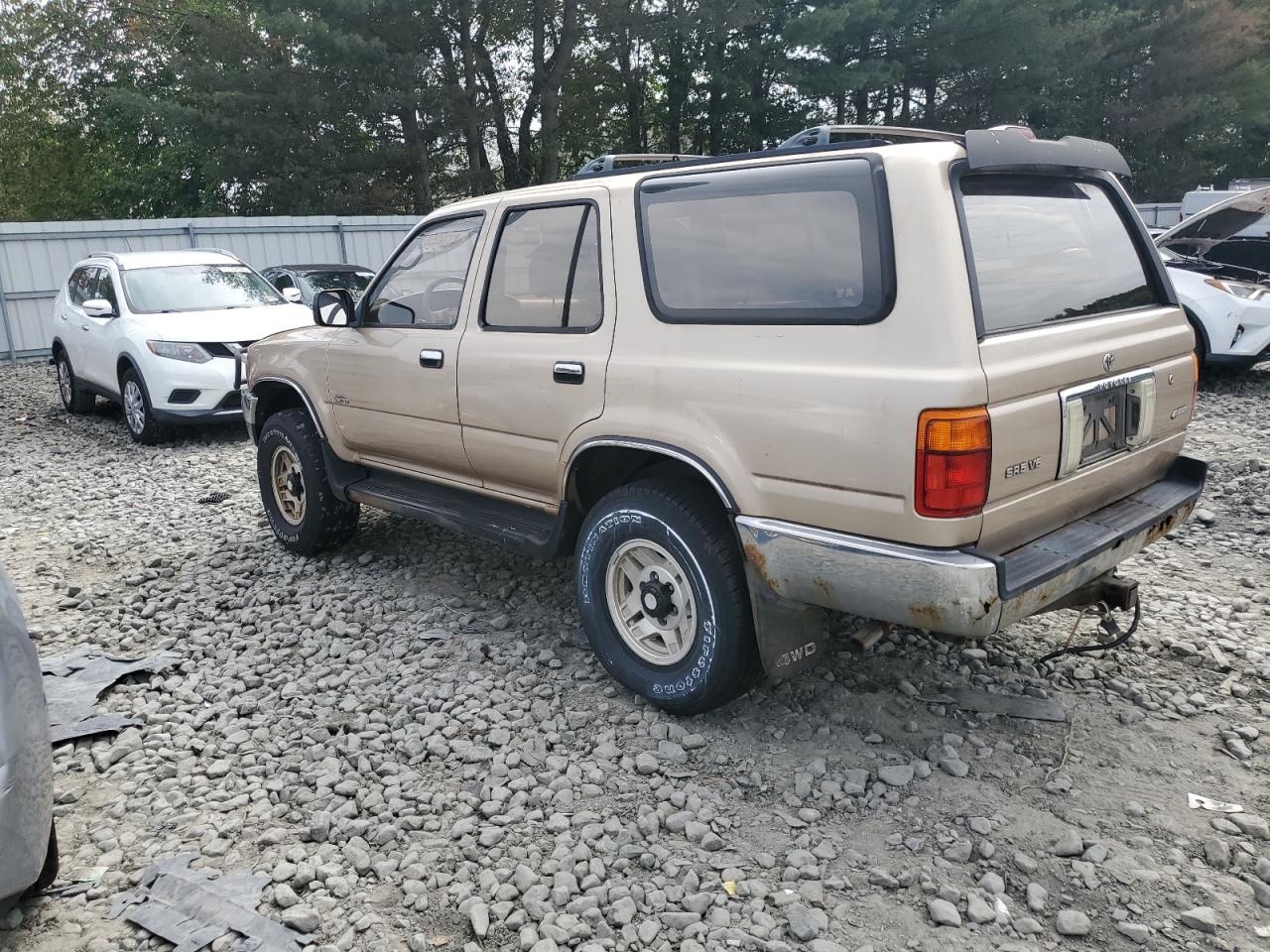 Lot #3296965841 1995 TOYOTA 4RUNNER VN
