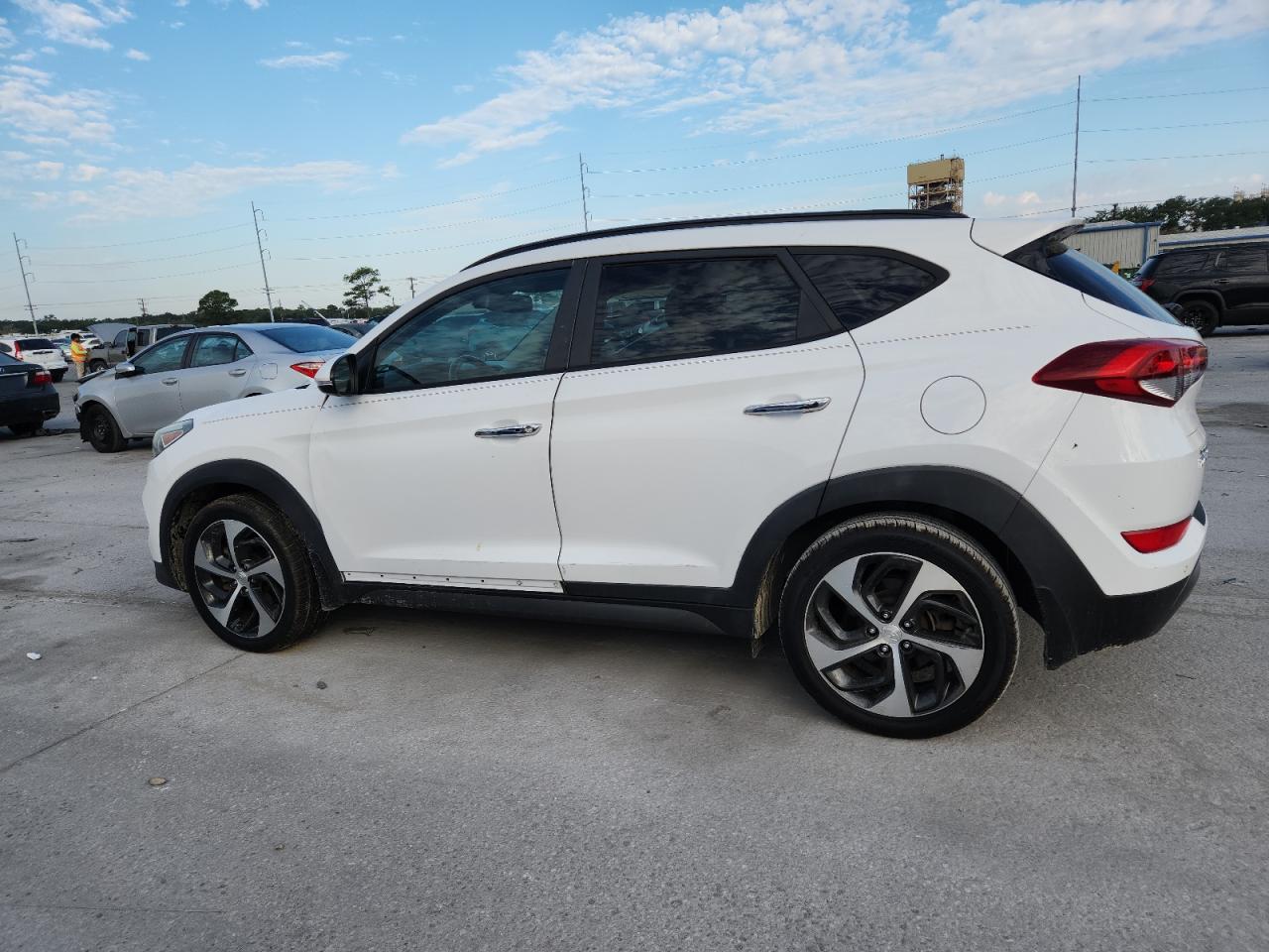 HYUNDAI TUCSON LIMITED