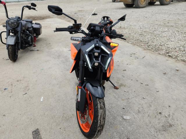 2024 KTM 990 DUKE VBKTV9406RM995031