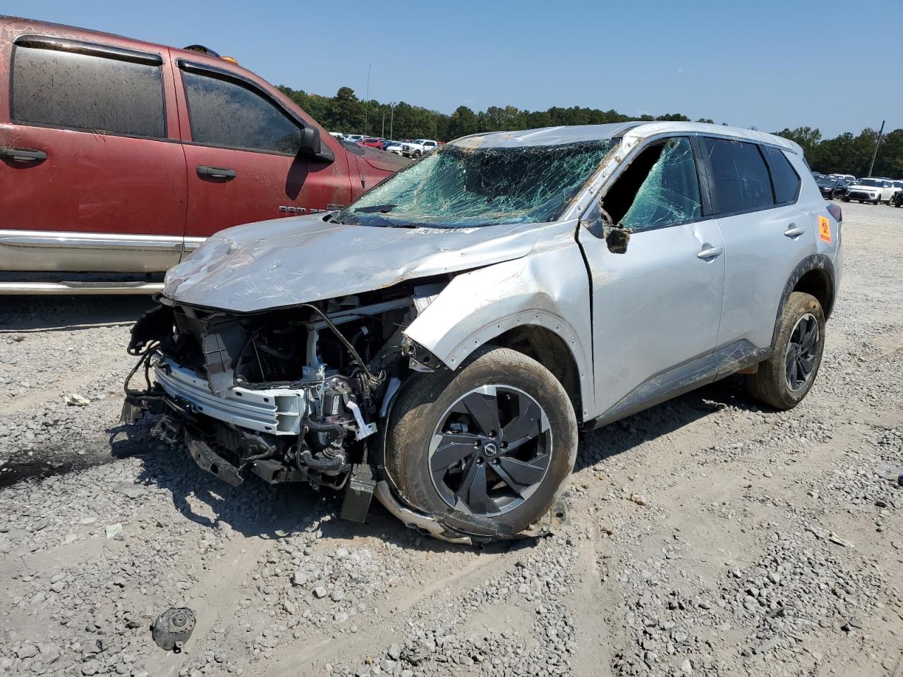 NISSAN ROGUE SV