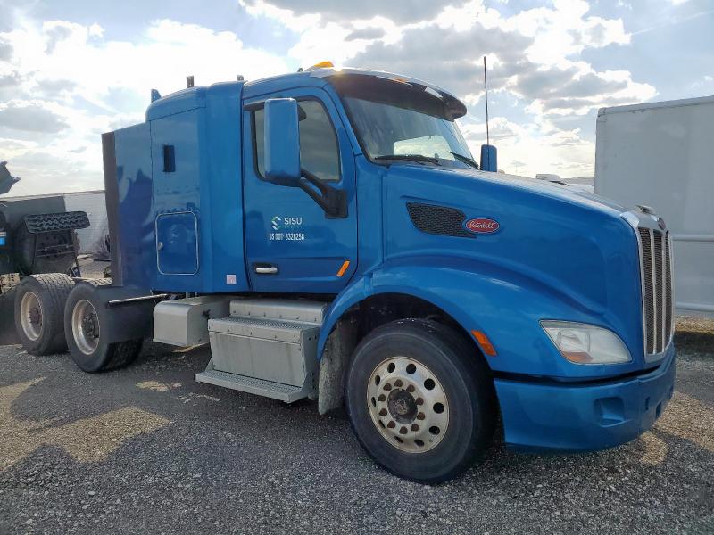 Global Auto Auctions: 2017 PETERBILT 579