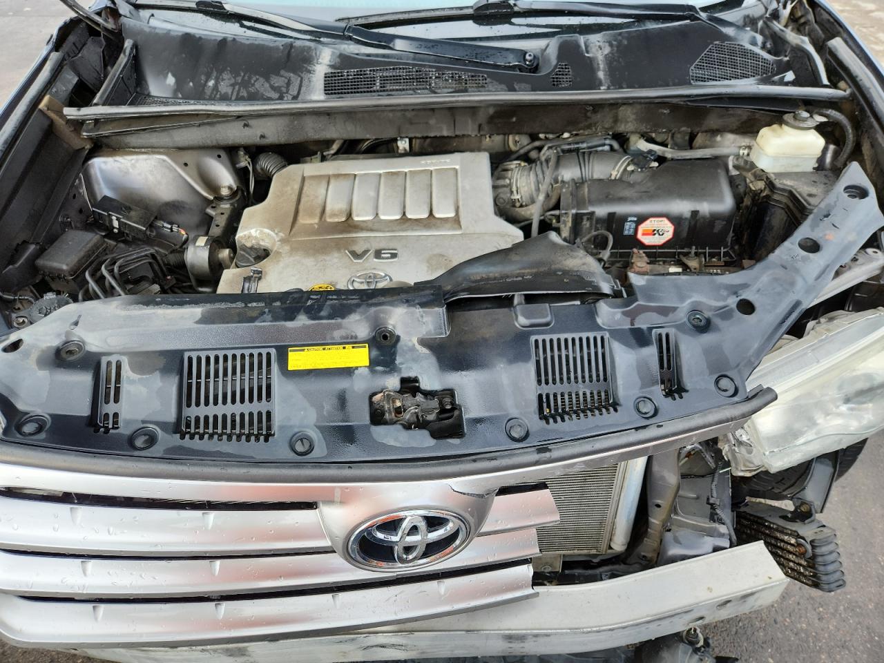 TOYOTA HIGHLANDER BASE