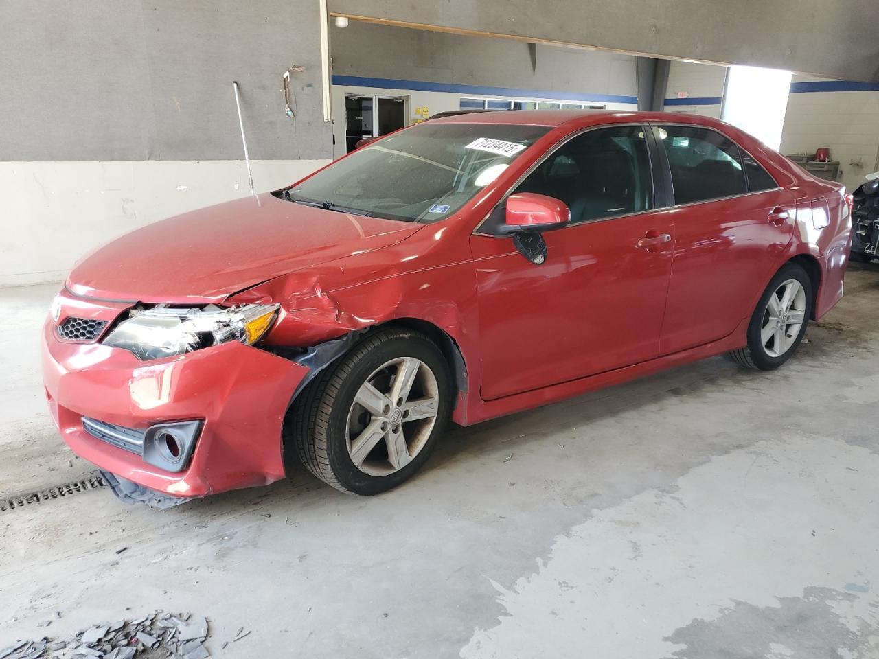 TOYOTA CAMRY L