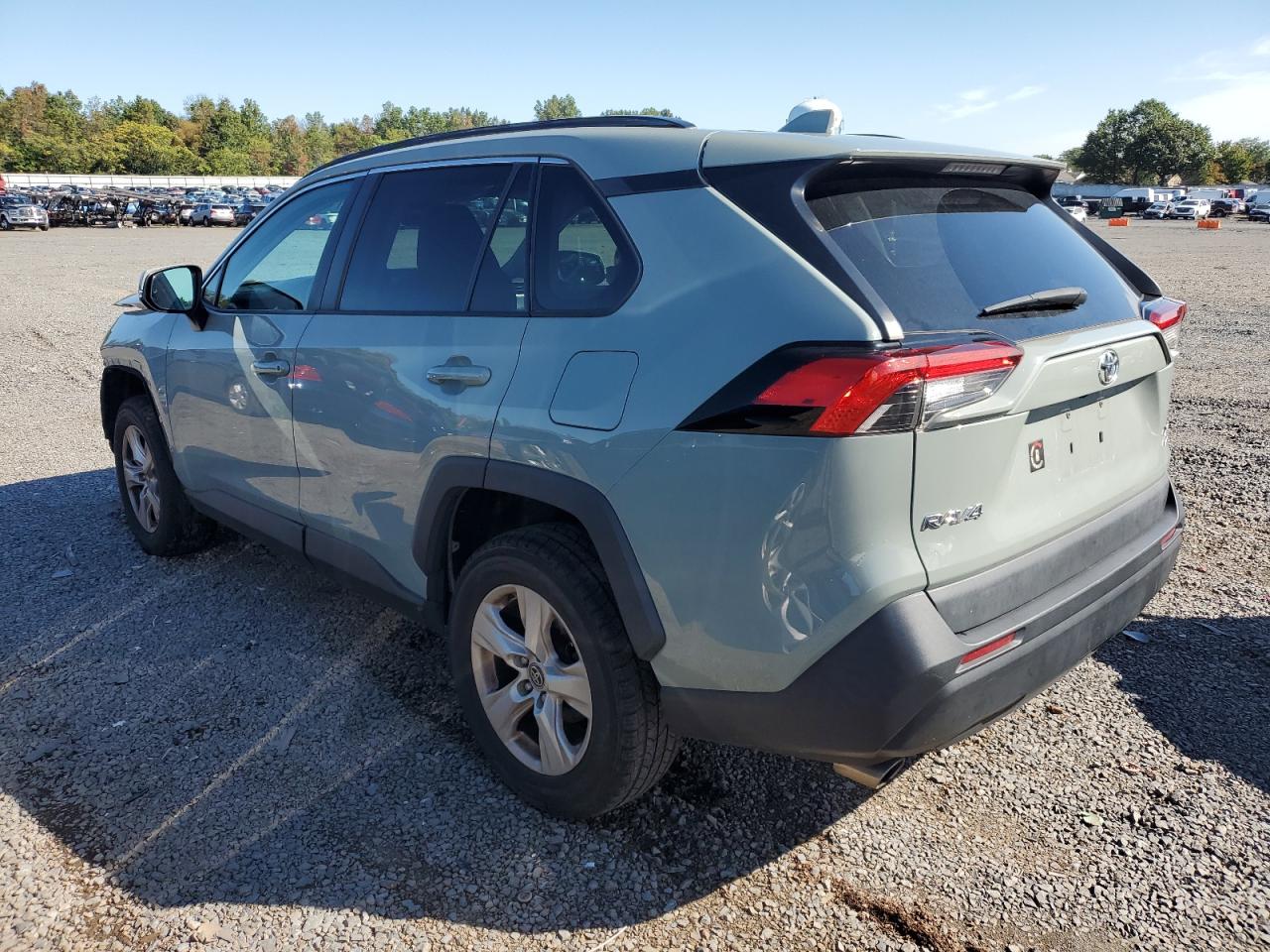 TOYOTA RAV4 XLE