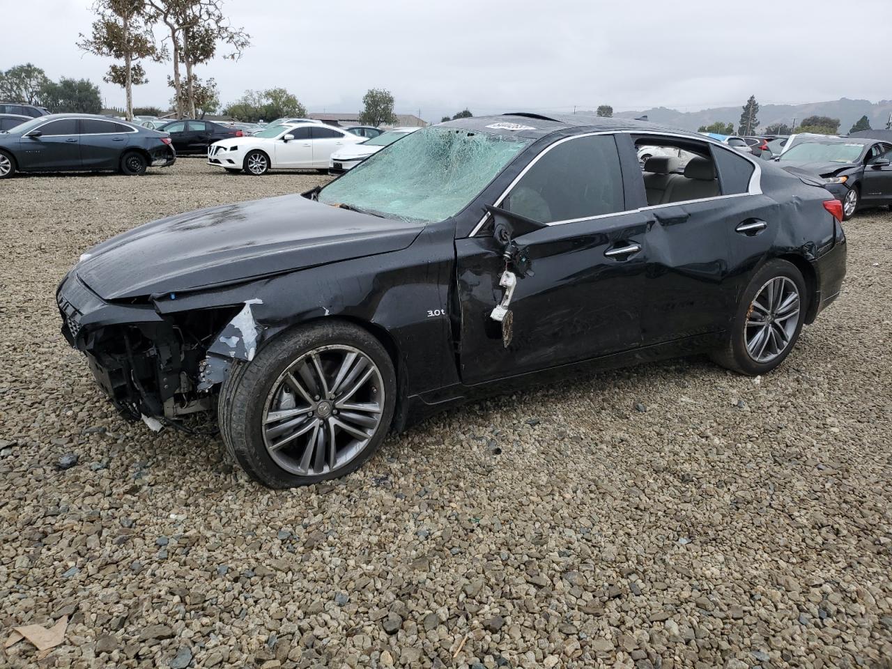 INFINITI Q50 PREMIUM