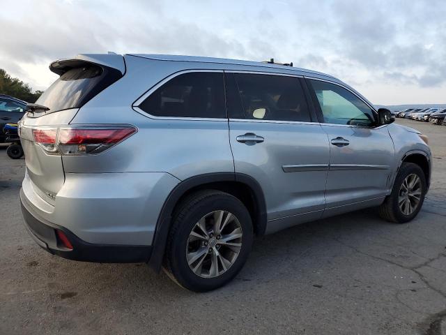 2015 TOYOTA HIGHLANDER 5TDJKRFH5FS179688