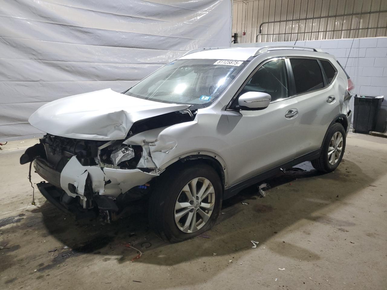 Lot #3253892578 2015 NISSAN ROGUE S