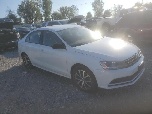 2016 VOLKSWAGEN JETTA 3VWB67AJ0GM393896