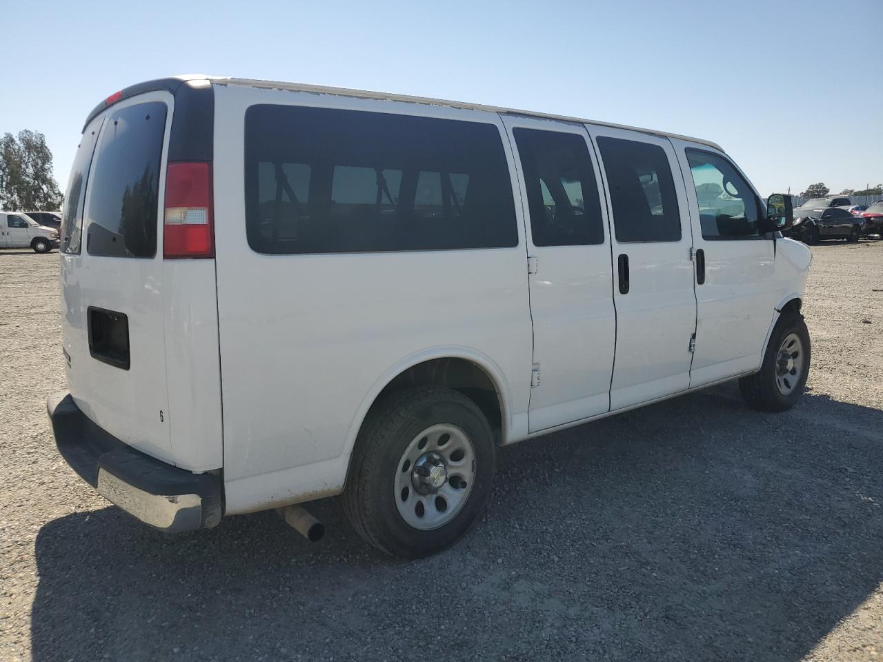 CHEVROLET EXPRESS LT