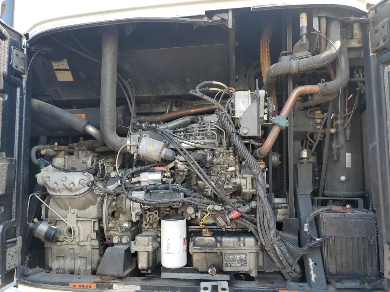 Lot #3259496114 2015 UTILITY VS2RA