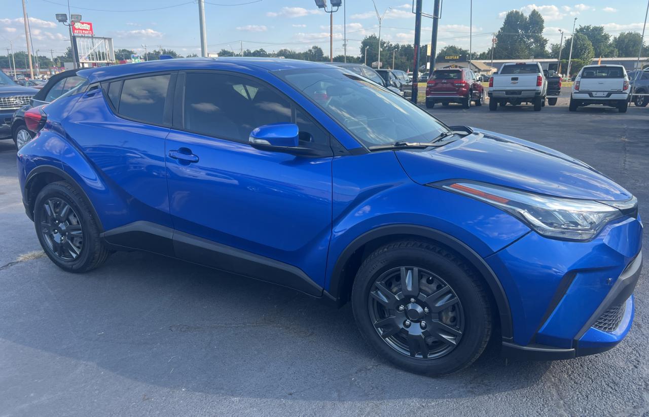 TOYOTA C-HR XLE