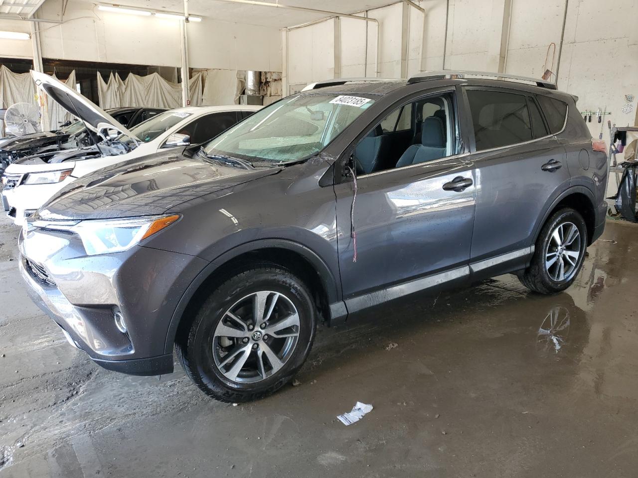 TOYOTA RAV4 XLE