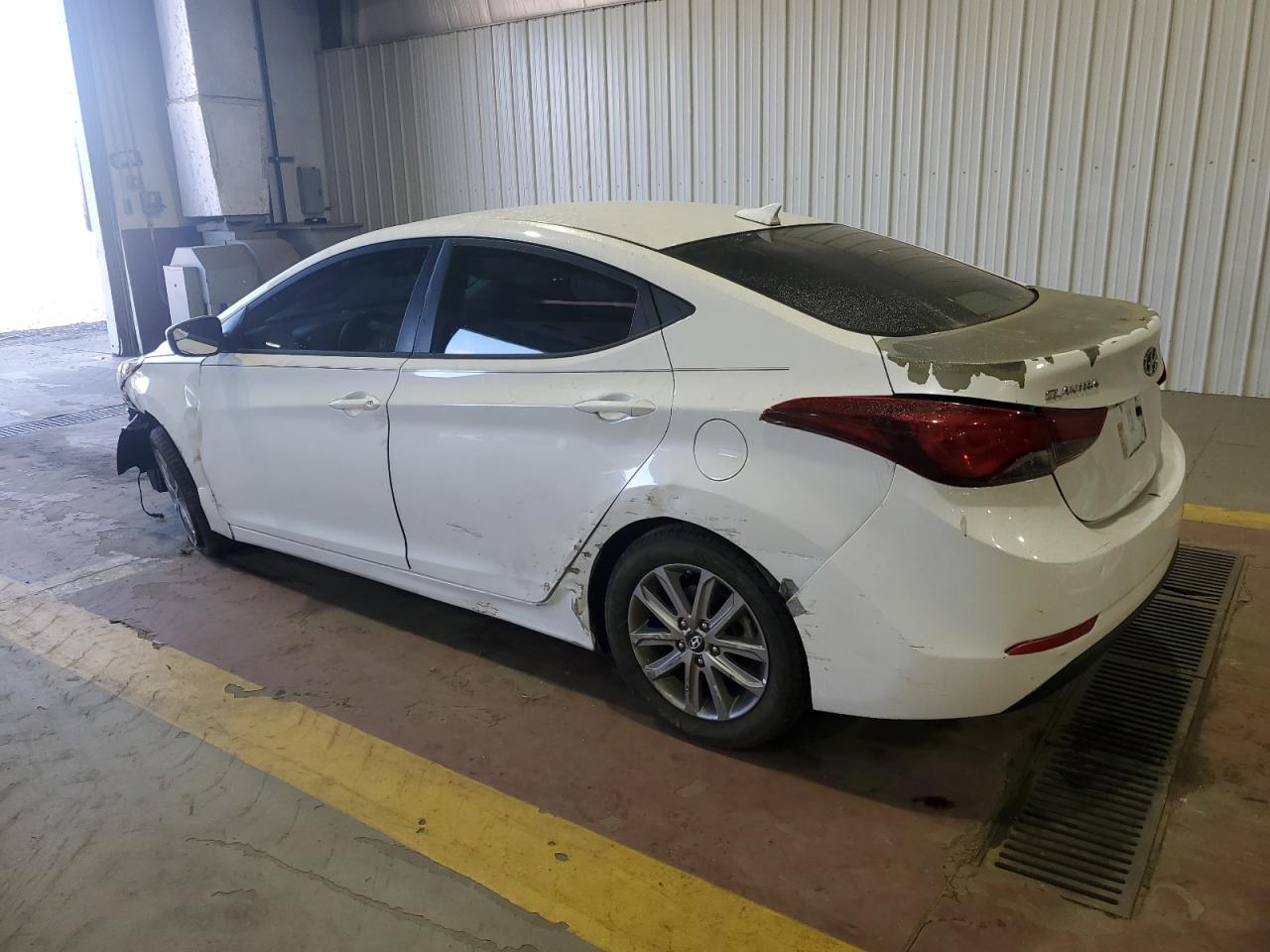HYUNDAI ELANTRA SE