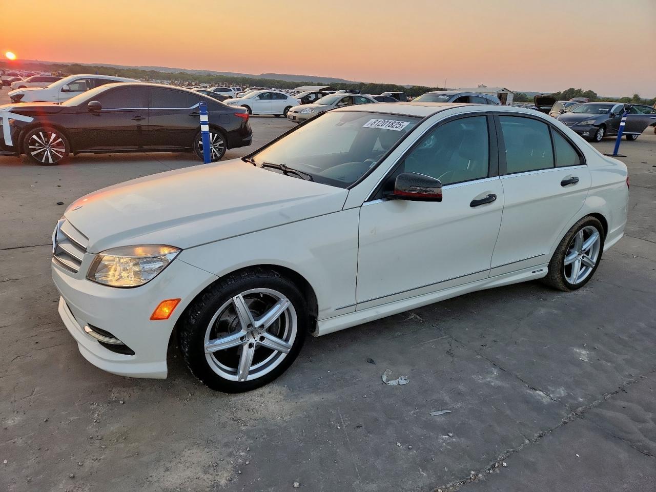 MERCEDES-BENZ C-CLASS 300