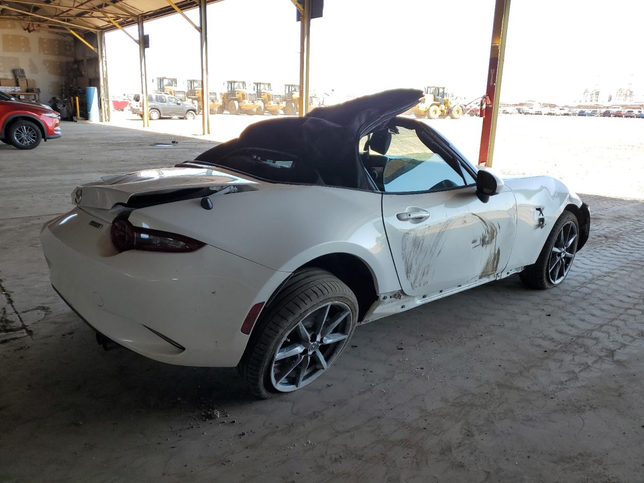 MAZDA MX-5 GRAND TOURING