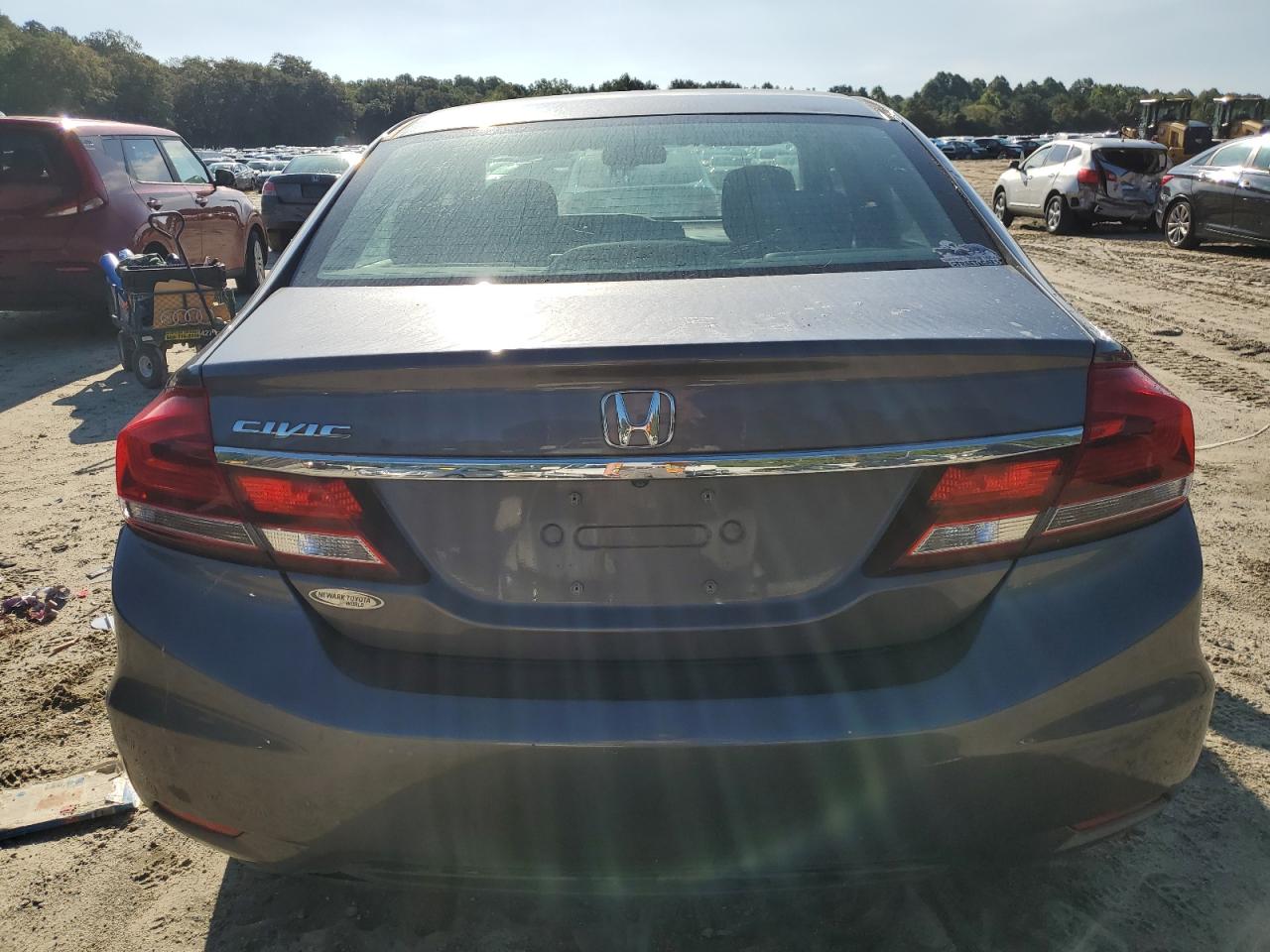 Lot #3310393956 2015 HONDA CIVIC LX