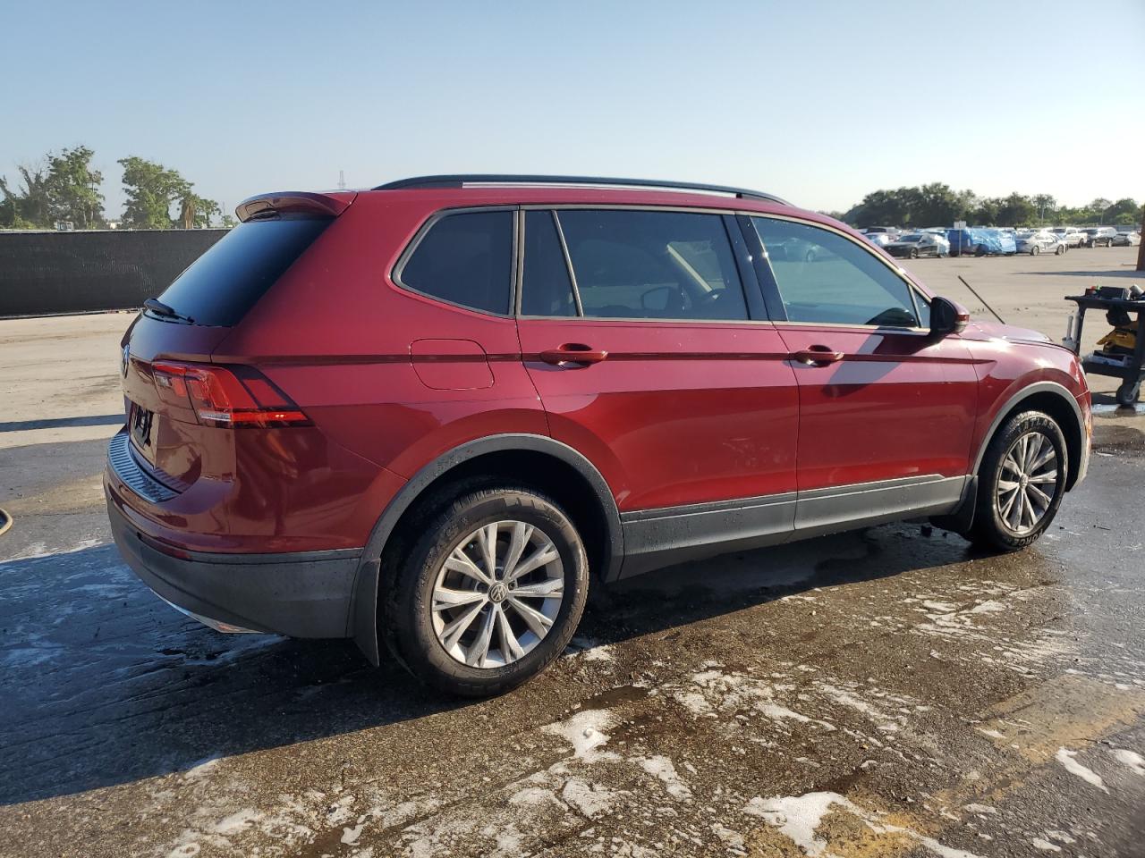 VOLKSWAGEN TIGUAN S