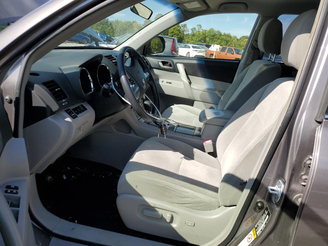 TOYOTA HIGHLANDER HYBRID