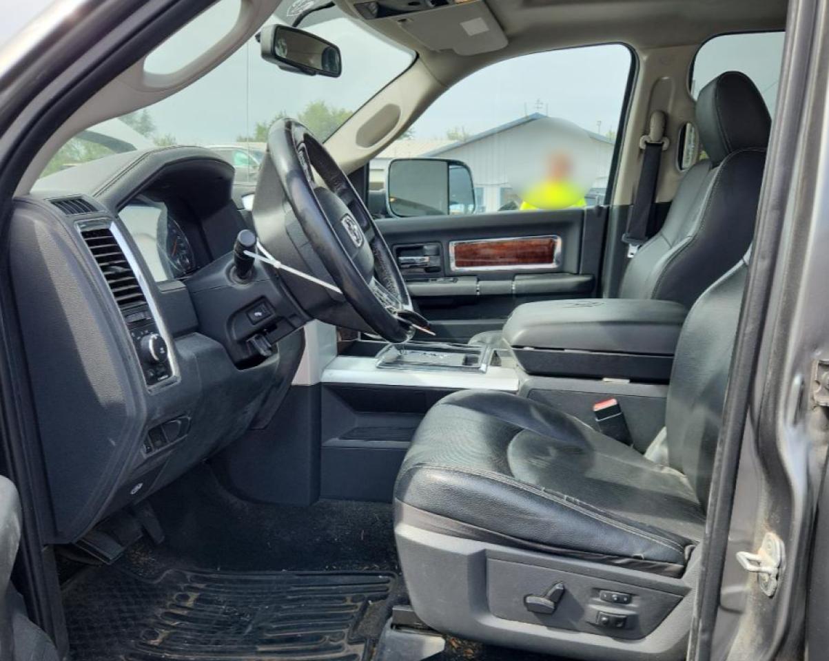 DODGE RAM 1500 LARAMIE