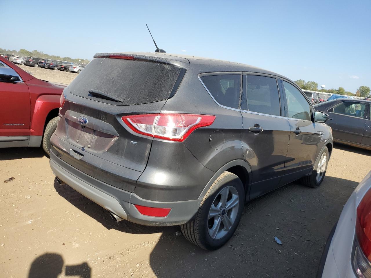 FORD ESCAPE SE