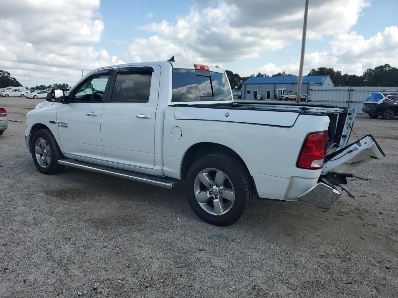 RAM 1500 SLT