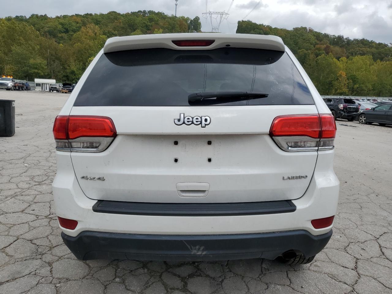 JEEP GRAND CHEROKEE LAREDO