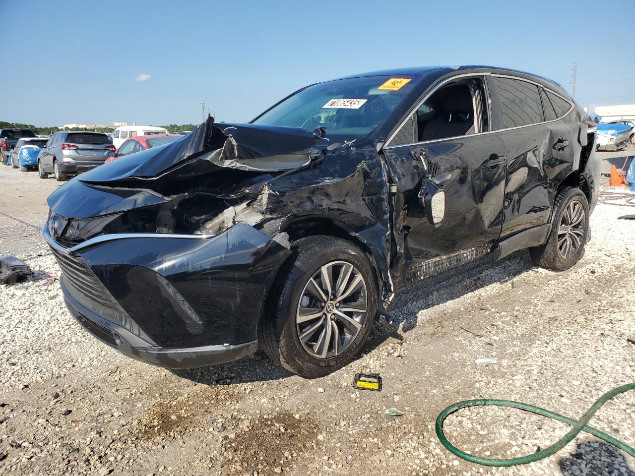 TOYOTA VENZA LE