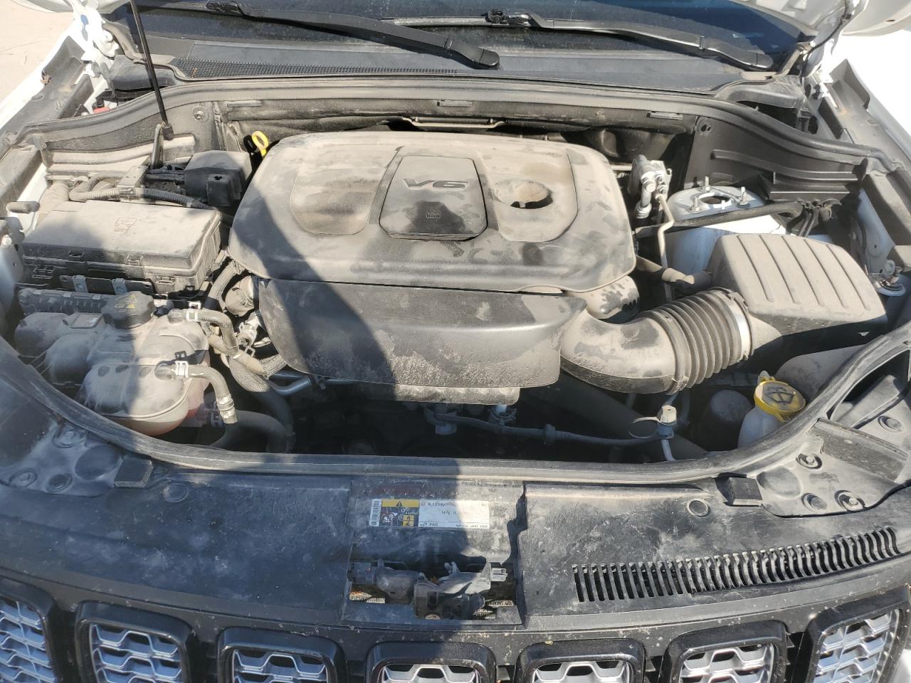 JEEP GRAND CHEROKEE LAREDO