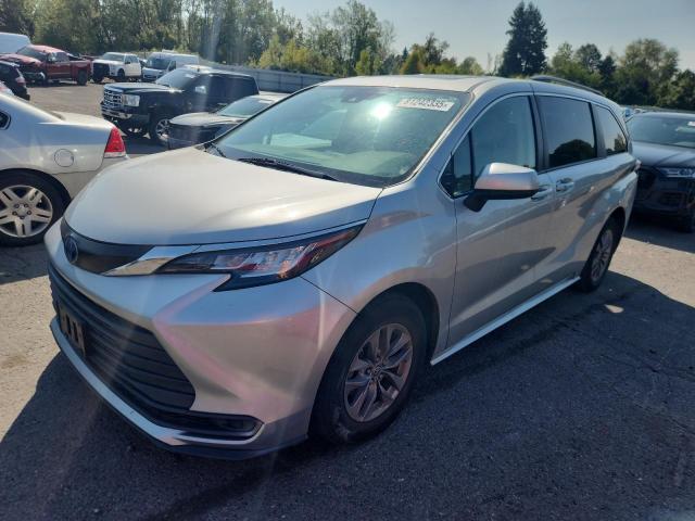 2022 TOYOTA SIENNA LE - 5TDBSKFC0NS050319