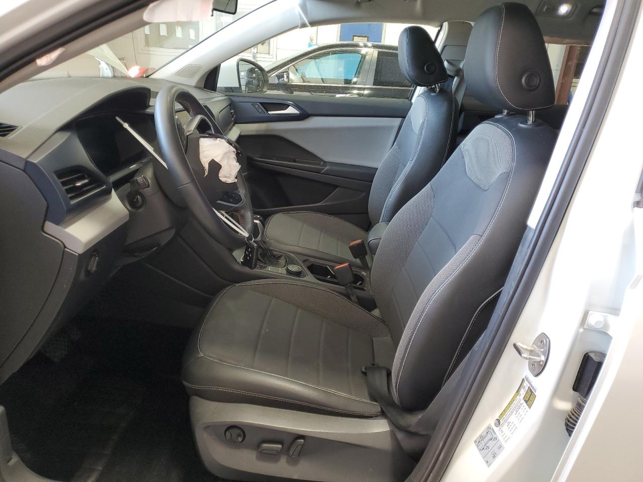 VOLKSWAGEN TAOS SE IQ DRIVE