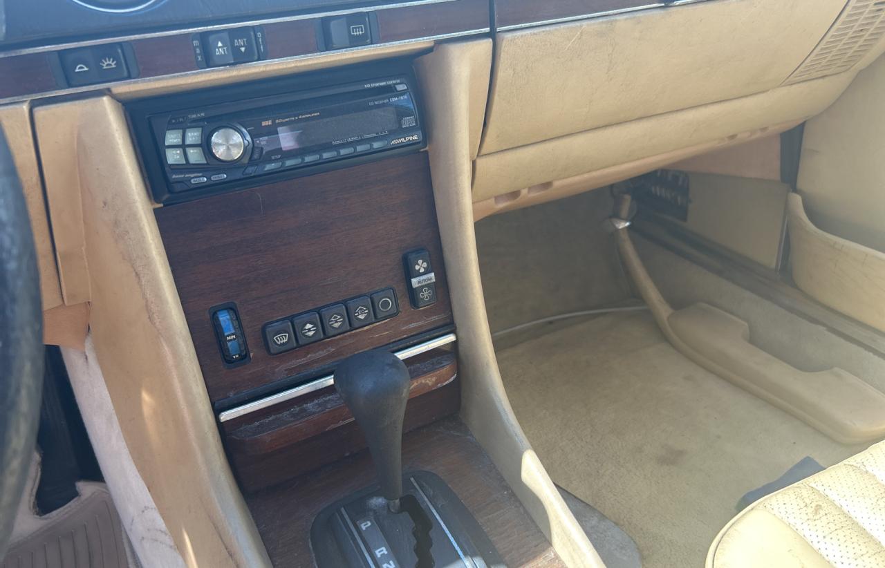 Lot #3248702250 1983 MERCEDES-BENZ 380 SL