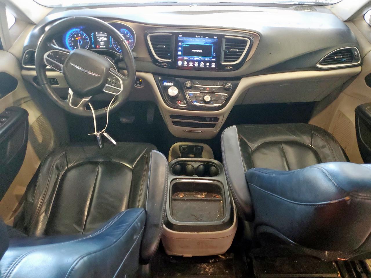 CHRYSLER PACIFICA TOURING L