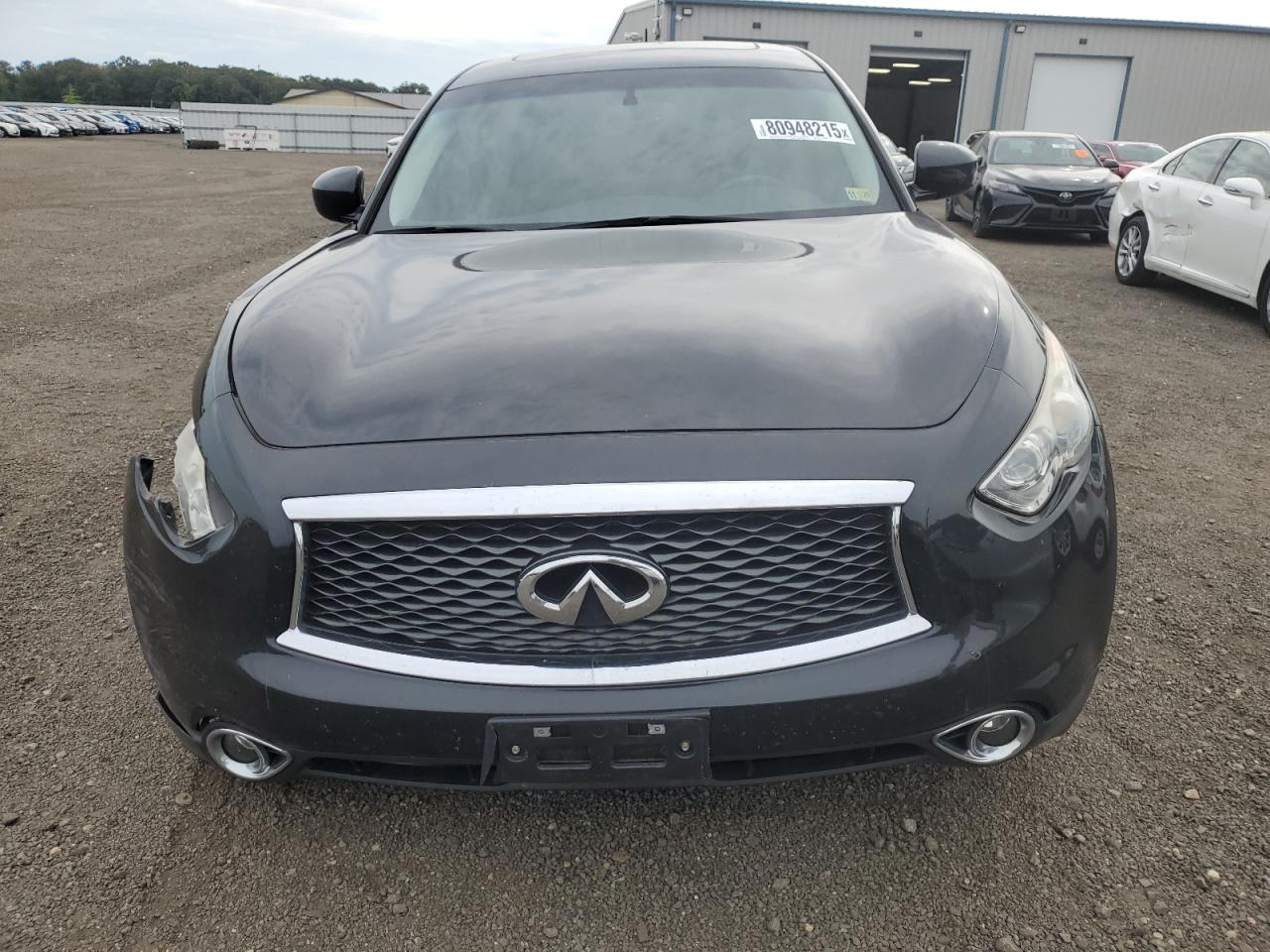 INFINITI QX70