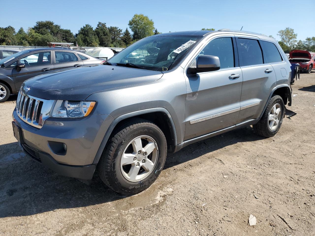  Salvage Jeep Grand Cherokee
