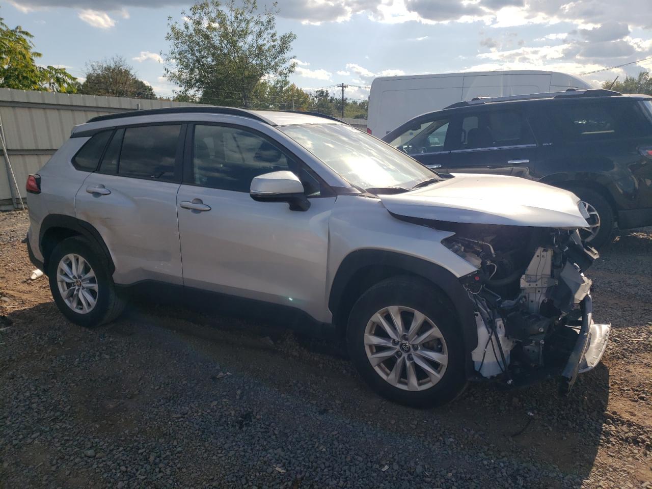 TOYOTA COROLLA CROSS LE