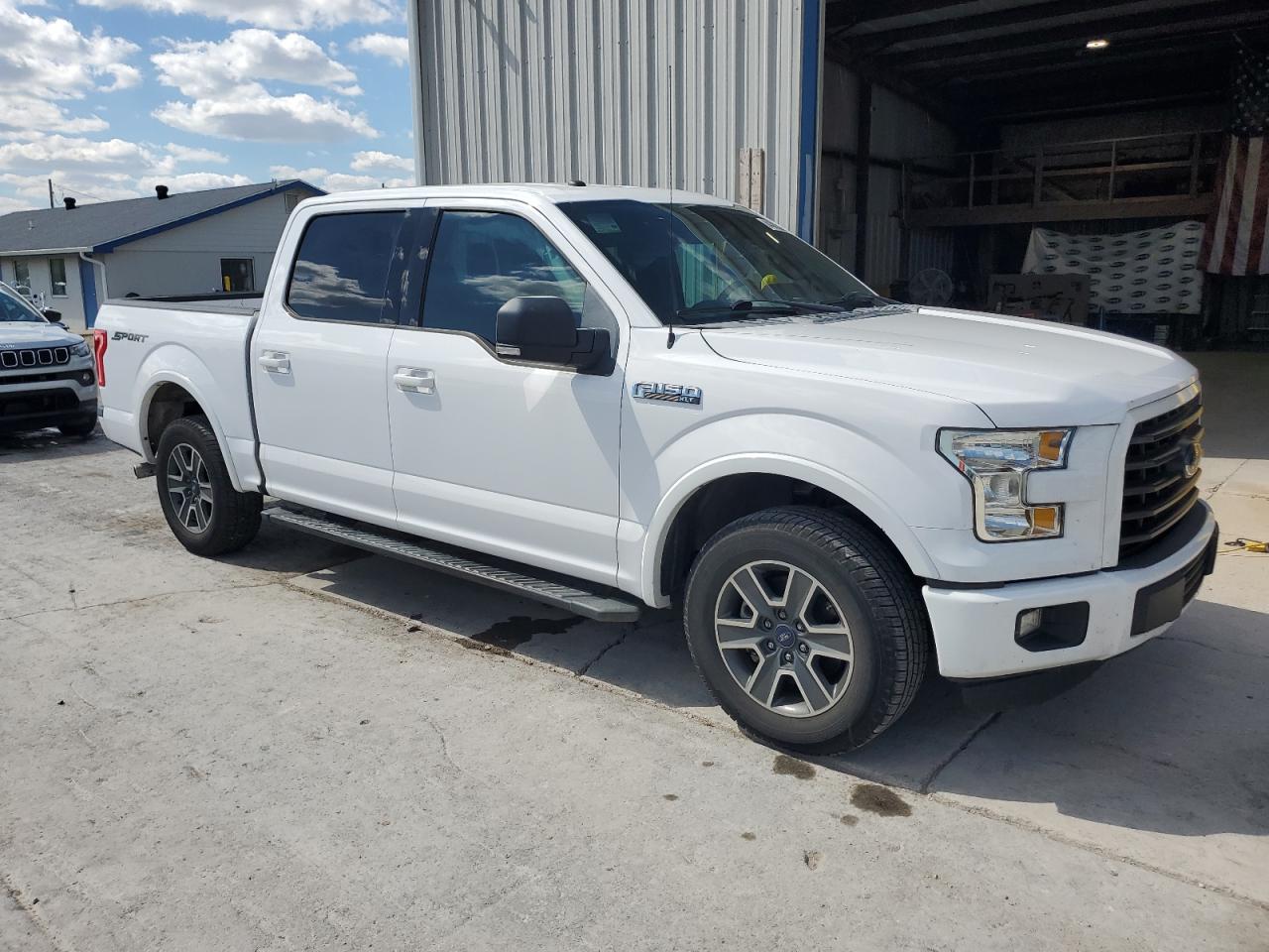 FORD F-150 SUPERCREW