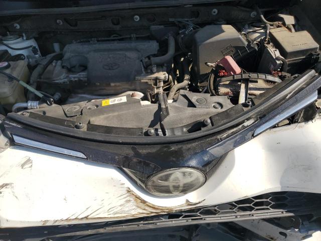 2018 TOYOTA RAV4 LE JTMZFREV9JJ724411