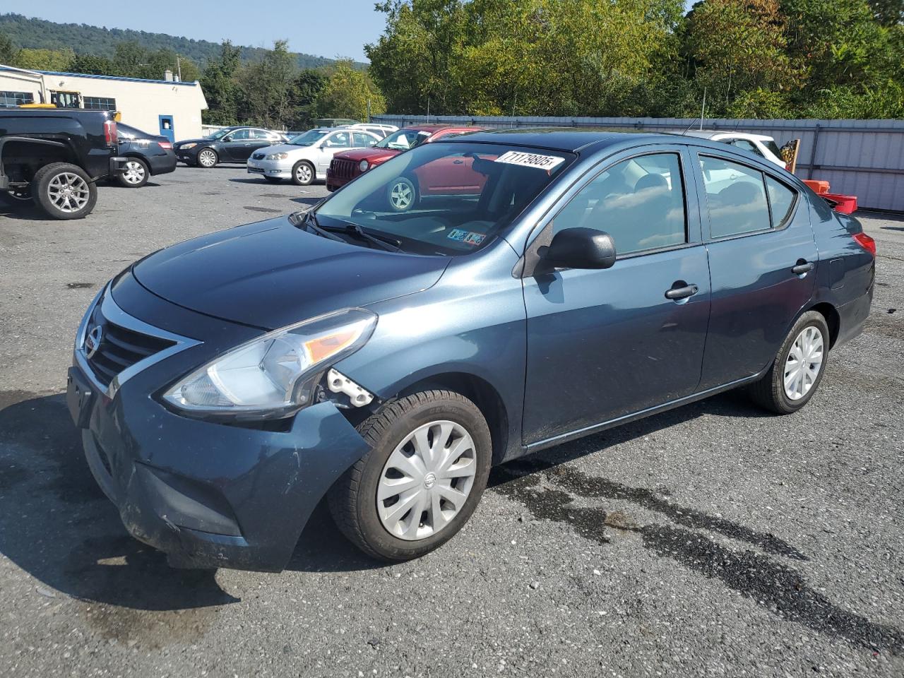 NISSAN VERSA S