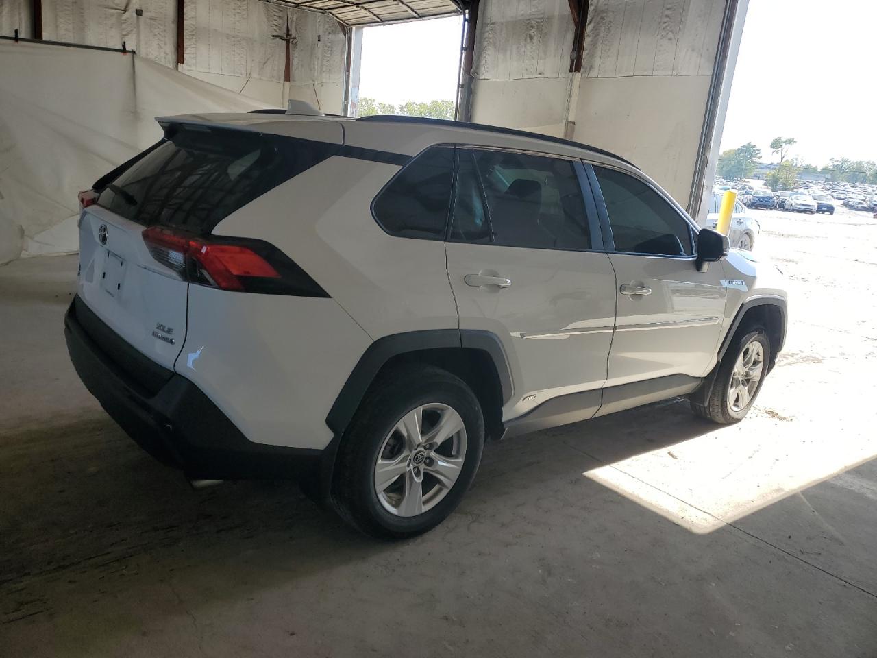 TOYOTA RAV4 XLE