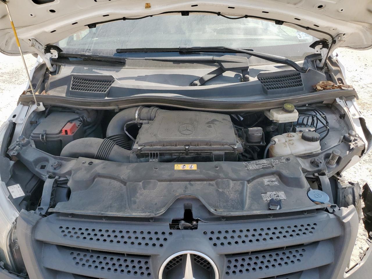 MERCEDES-BENZ METRIS