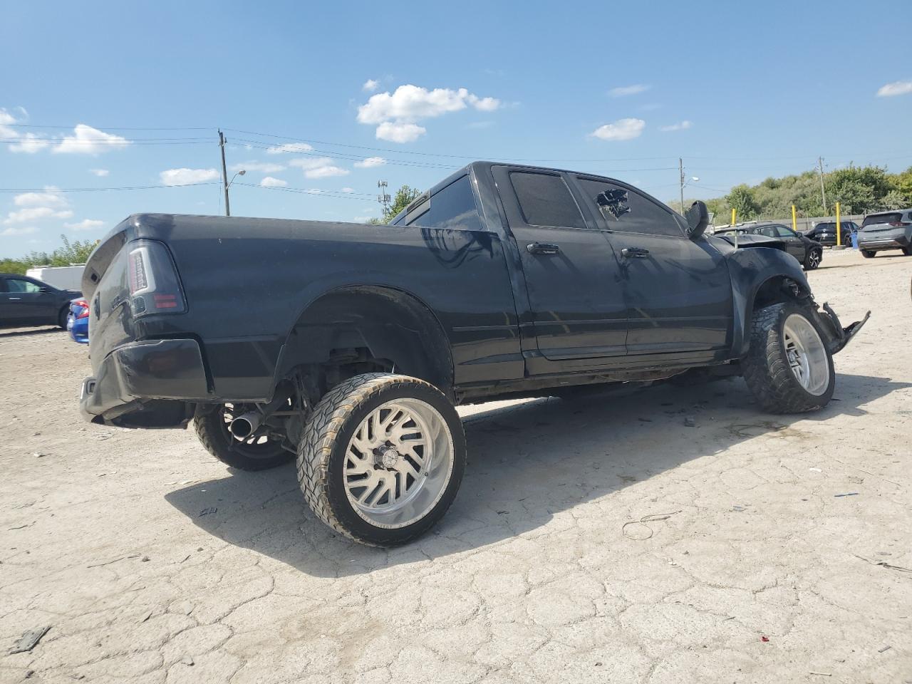 RAM 1500 SLT